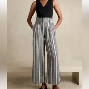 NWT Banana Republic linen paper bag pants